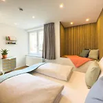 Lorenz Apartments