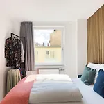 Lorenz Apartments